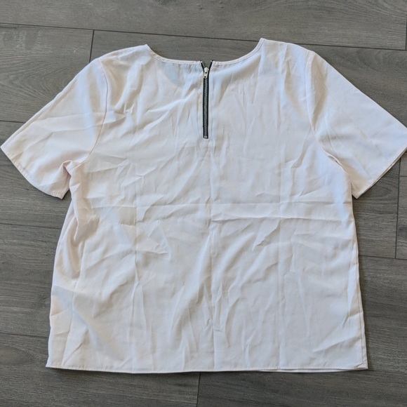 Pink Forever21 Top 💕 2/$30 💕 | Large Women's - Picture 2 of 3